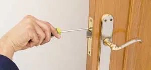Affordable Locksmith Services Gloucester, MA 978-261-3267 Affordable Locksmith Services Gloucester, MA 978-261-3267 - trunk-unlock-01